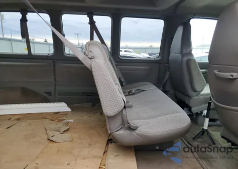 1999 GMC Savana G1500 z USA, uszkodzony, nr VIN 1GKFG15R2X1117008